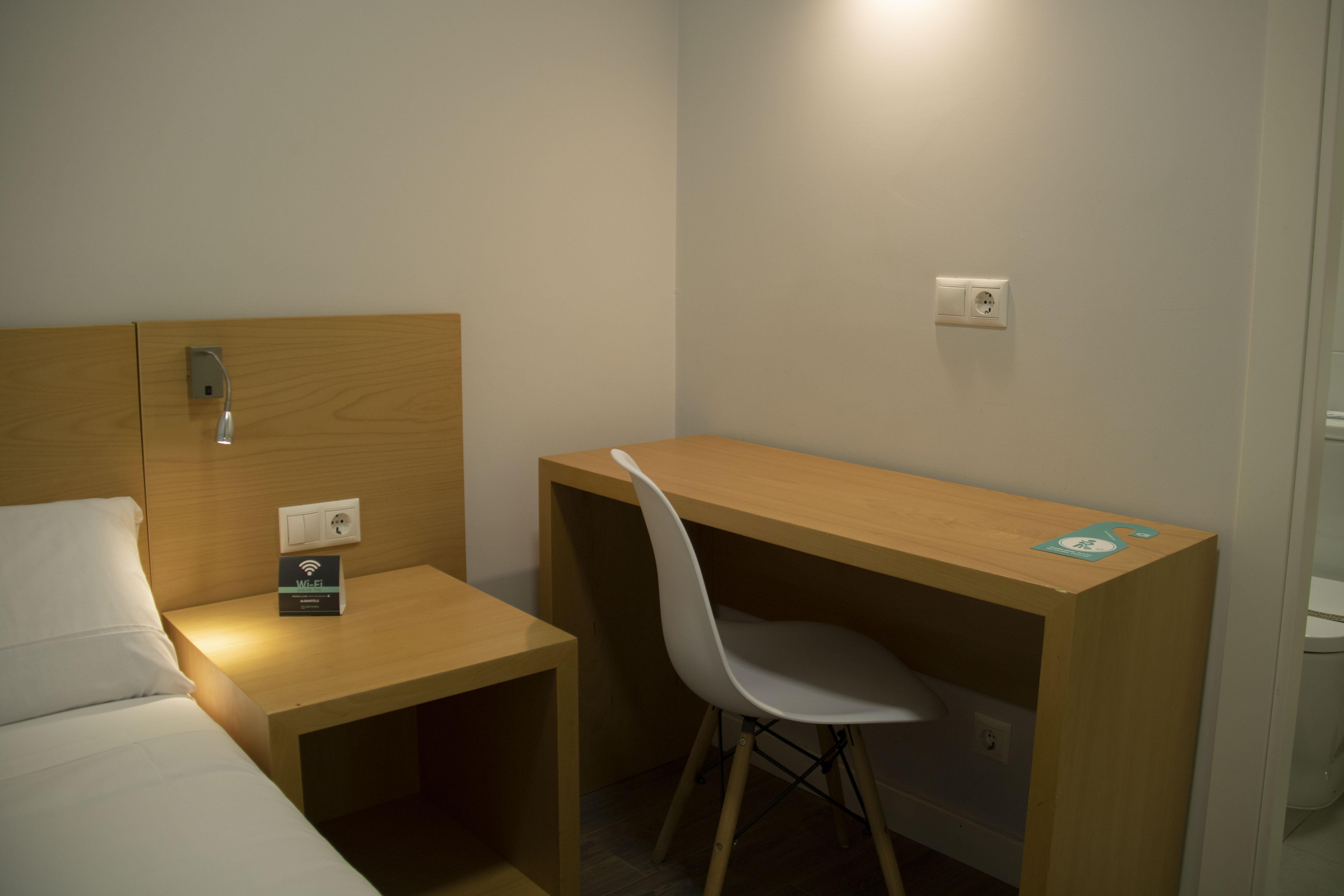 Alda Alboran Rooms A Coruna Exterior photo